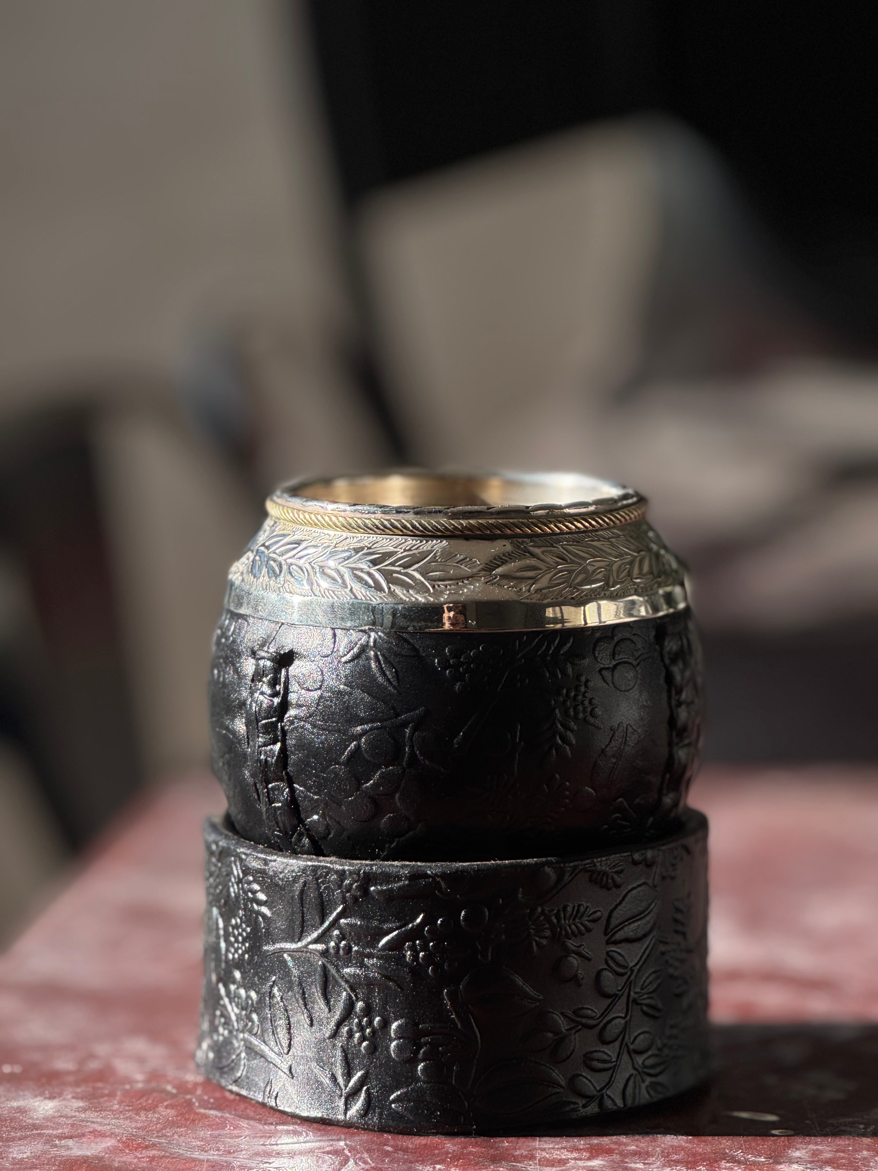 Mate torpedo bolita cuero repujado